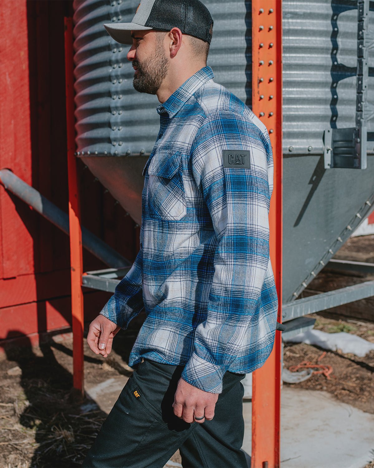 Overshirt Detail